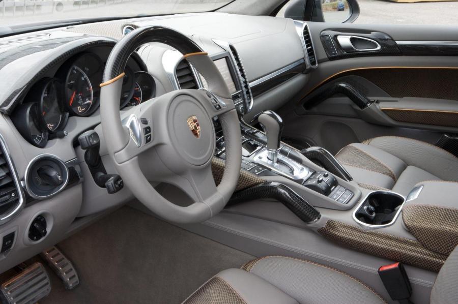  Porsche Cayenne by FAB Design 2011 года  (фото 2 из 23)